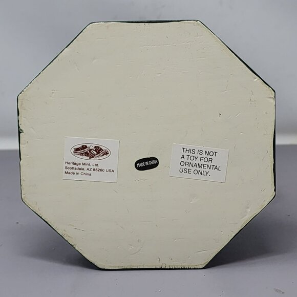 Heritage Mint Nautical Collection 13"‎ Candy Cane Lighthouse Decorative Figurine - Picture 7 of 16